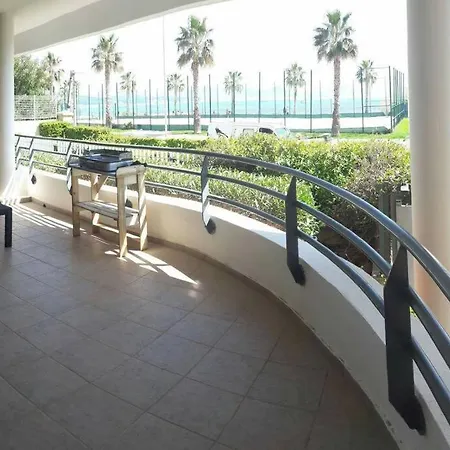 Apartment De 25m2 + Terrasse De 14m2+garage Privatif La Ciotat