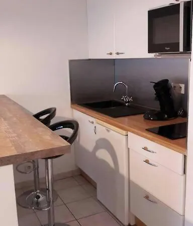 De 25m2 + Terrasse De 14m2+garage Privatif * La Ciotat